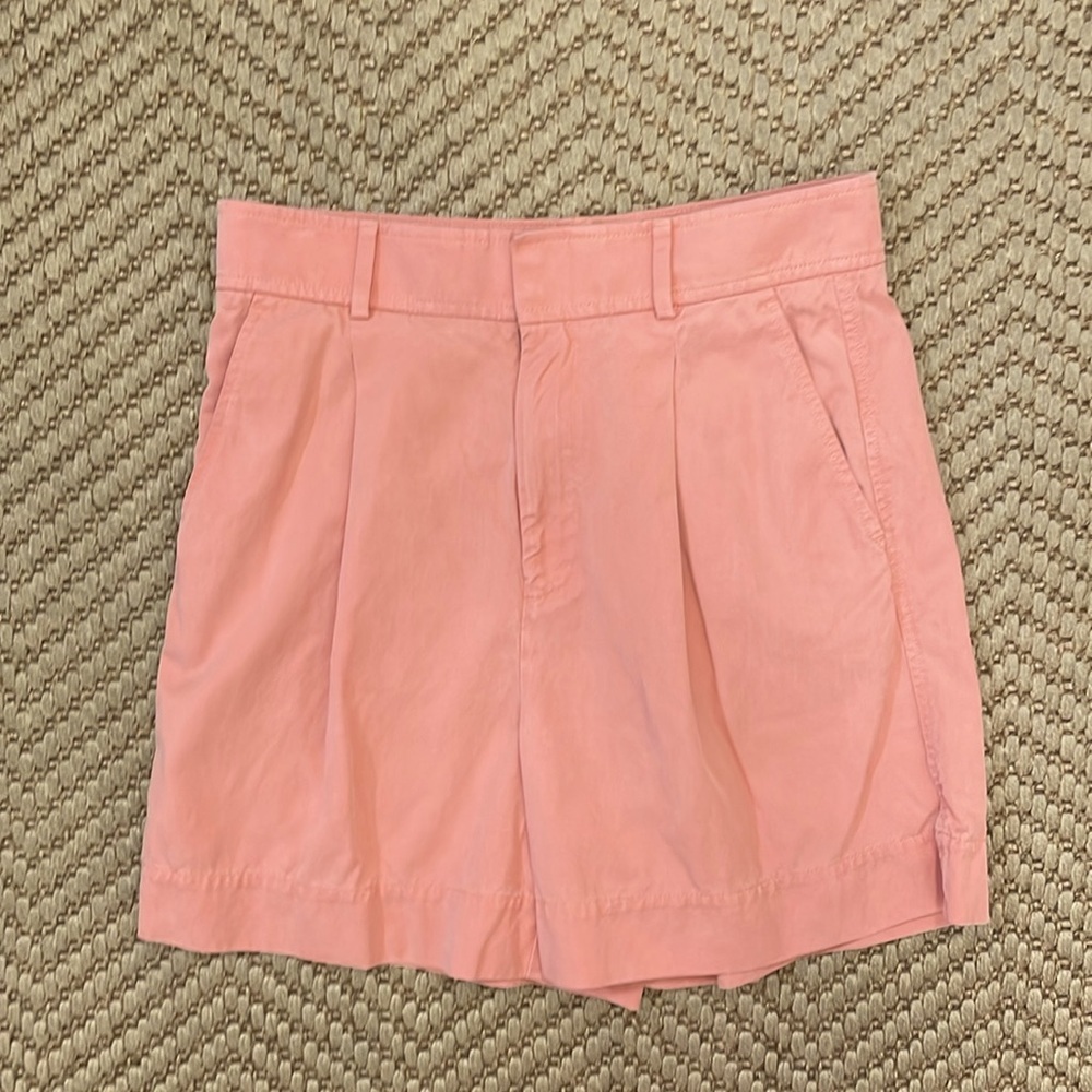 Everlane Classic Tencel Blend Women's Peach Shorts - 8